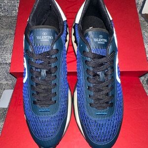 Valentino Garavani Men’s Vlogo Netrunners Sneakers EU45 (US Size 11.5) AUTHENTIC